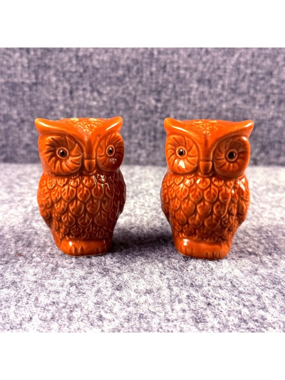 Vintage retro-style orange-brown glazed ceramic owl salt and pepper shakers, mea